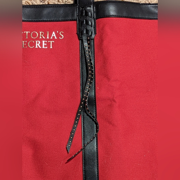 Victoria's Secret Black & Red Large Signature Travel Tote Bag - New with… - Picture 3 of 4